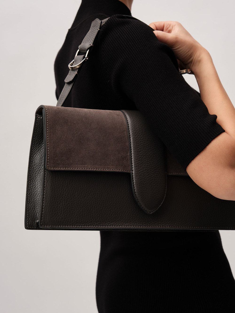 Кожаная сумка Deboro 30408 темный лес