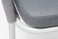 "Марсель" стул плетеный из роупа, каркас алюминий белый муар, роуп светло-серый круглый, ткань светло-серая