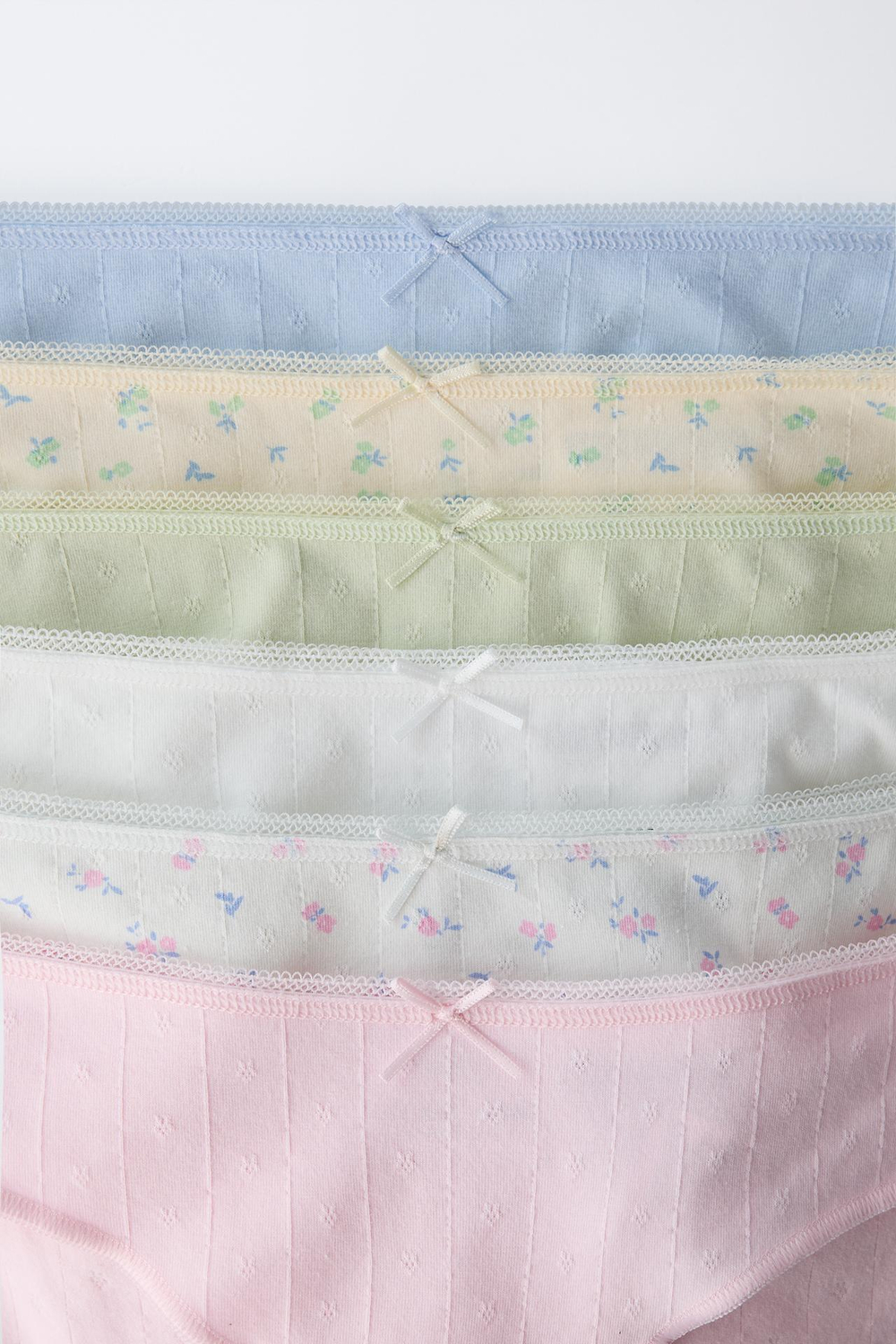 ZARA НАБОР ИЗ ШЕСТИ ТРУСОВ С ЦВЕТОЧНЫМ ПРИНТОМ, РАЗНОЦВЕТНЫЙ