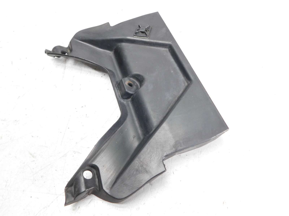 Подкрылок Suzuki Gladius SFV650A 63111-44H0