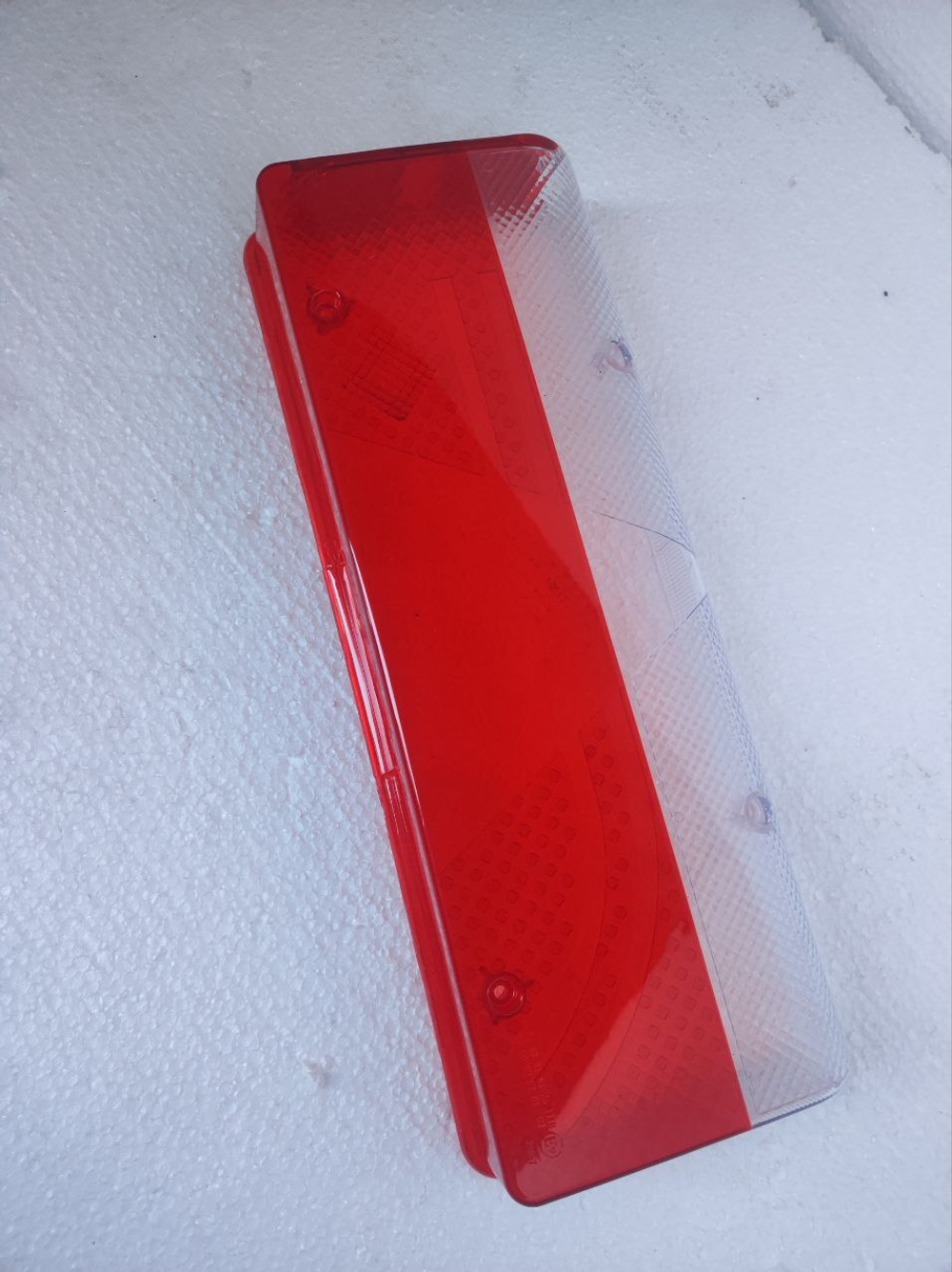 Стекло на фонарь задний правый Aspoeck Europoint III  188570101 (для S0703050401)