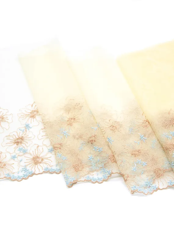 05-121 Вышивка на неэл. сетке 23 см, телесный/голубой