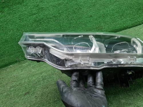Битая Фара левая BMW 3er F30 (2015-2020) LED