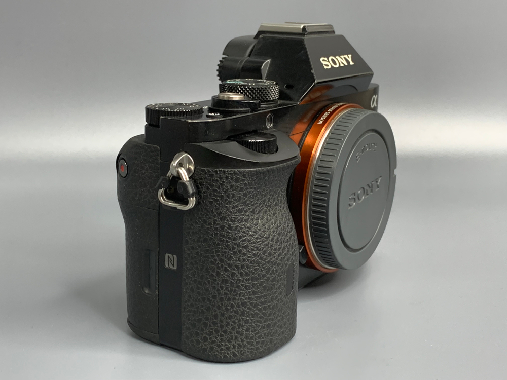 Sony A7S 2.200 кадров Прокручивается колесо управления