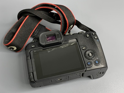 Canon EOS RP 66.000 кадров