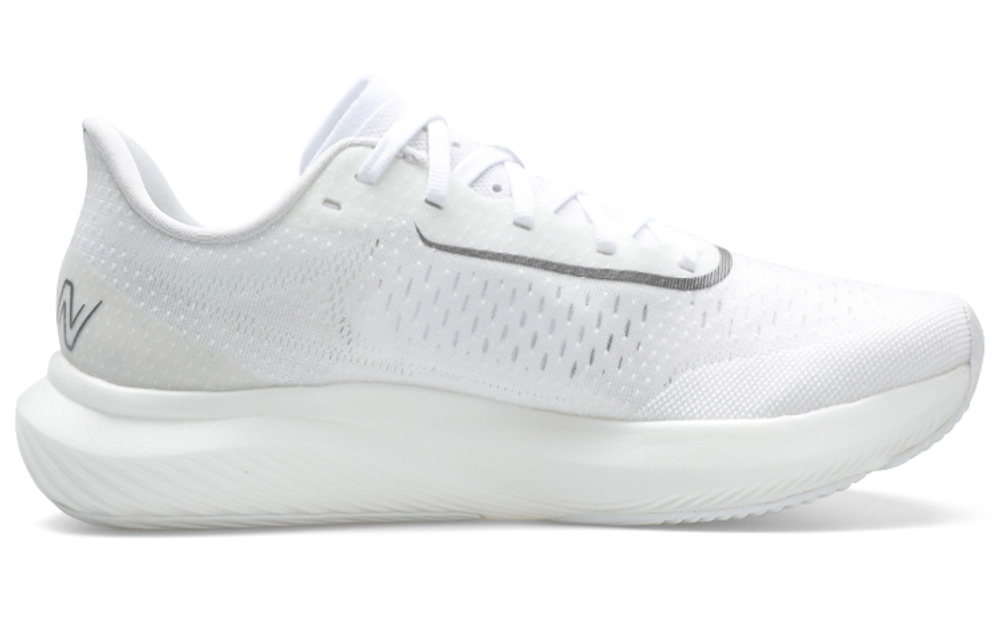 Кроссовки New Balance Fuelcell Rebel V3