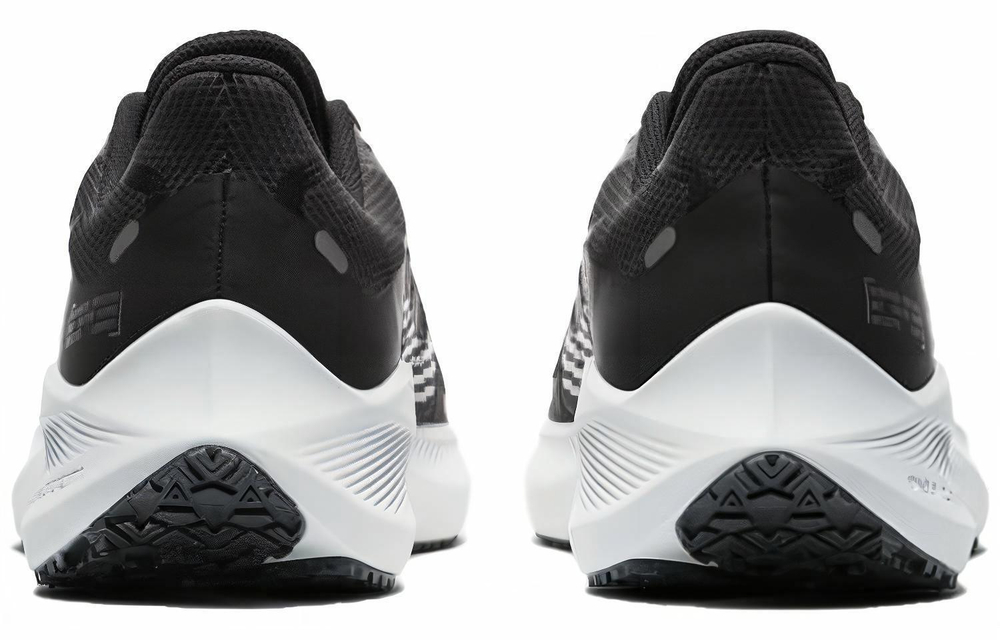Кроссовки Nike Zoom Winflo 7 Shield