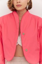 Куртка с подплечниками ярко-розового цвета