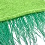 Перья страуса на ленте