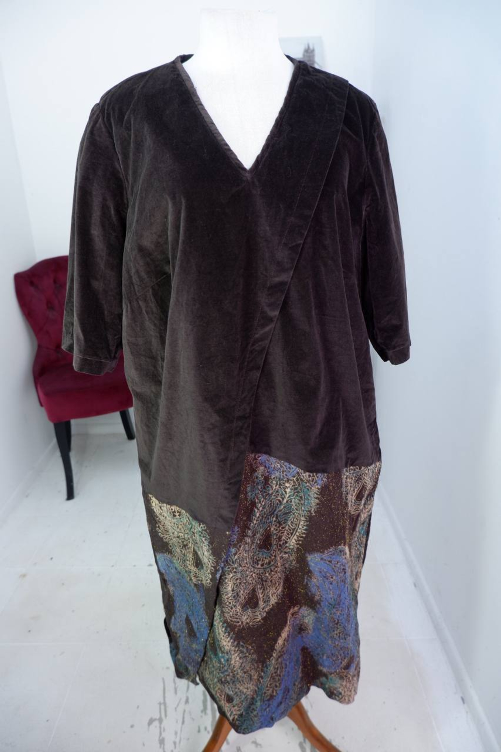 Платье бархатное красивое, визуально 52/54 размер