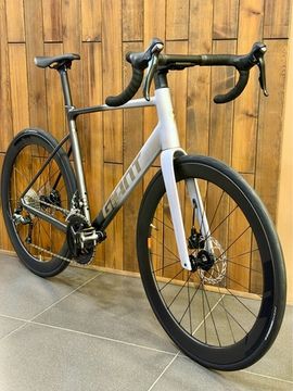 Шоссейный велосипед Giant PCR LTD 1