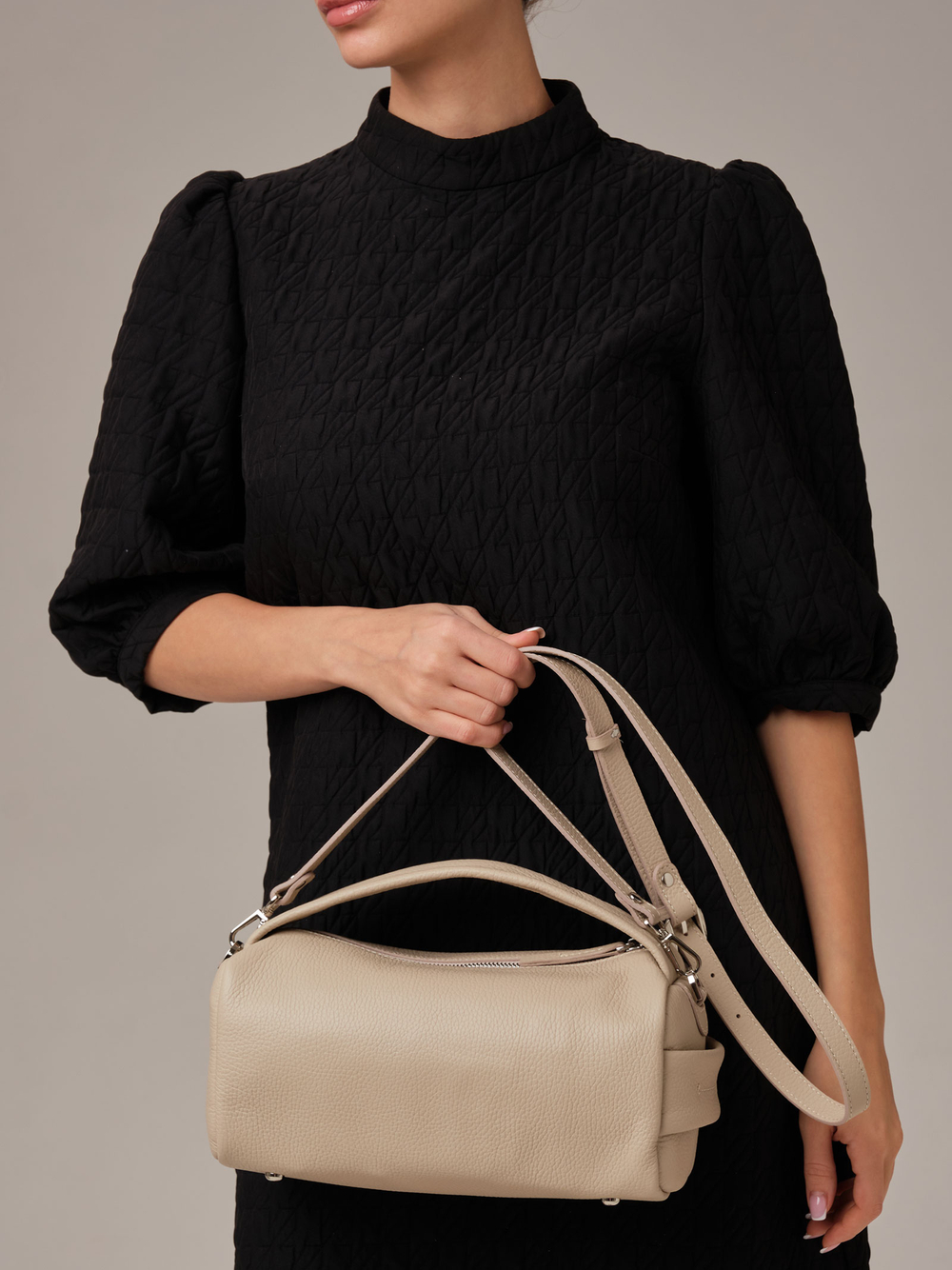 Кожаная сумка Solea DBR 31365 бежевая пудра