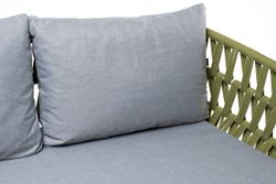 "Диего" диван 2-местный плетеный из роупа, каркас алюминий светло-серый (RAL7035) муар, роуп салатовый меланж круглый, ткань светло-серая