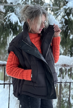 Жилет на синтепоне/черный