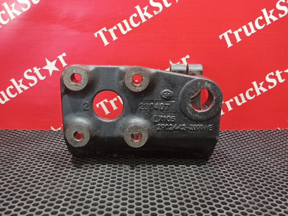 Кронштейн рессоры передней правый 2023г.