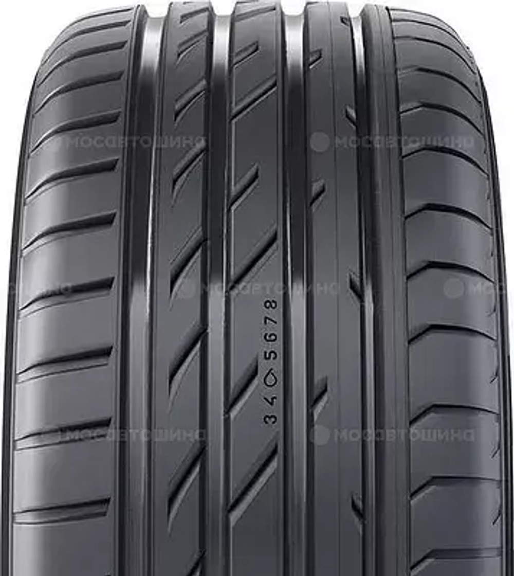 Nokian Hakka Black 215/40 R17 87W XL