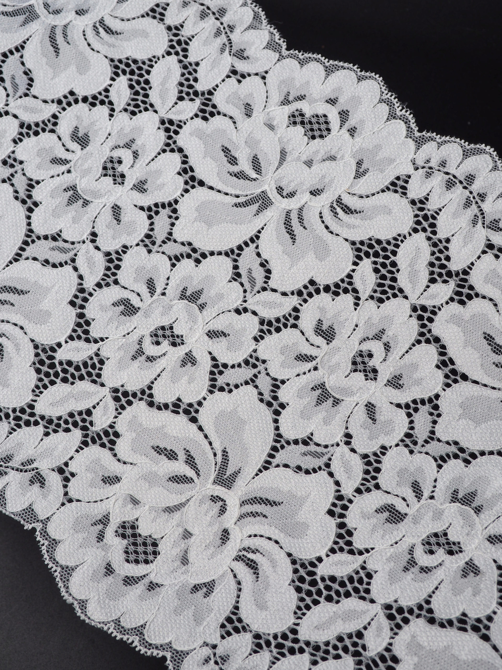 Эластичное кружево экрю ширина 23 см БРАК