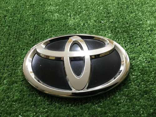 Эмблема крышки багажника Toyota LC Prado 150 17-нв