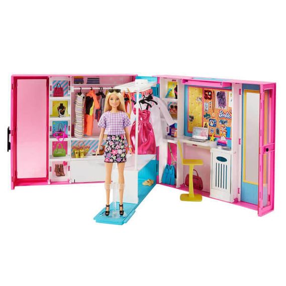 Гардероб мечты Barbie Fashionista 30 Plus Pieces GBK101