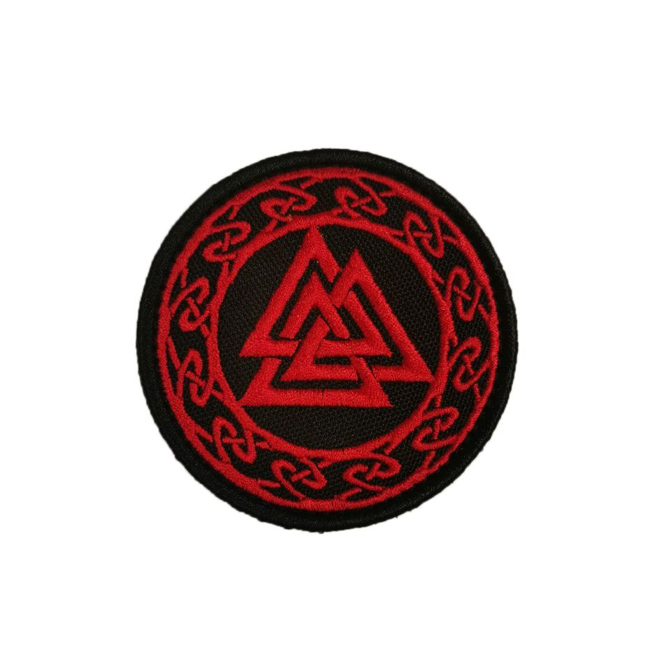 Патч Волькнут оберег (красный)