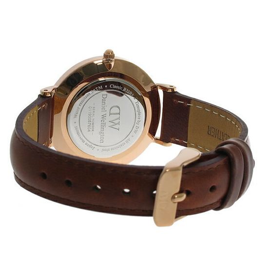 Женские часы Daniel Wellington Petite St Mawes 32 мм  DW00100175