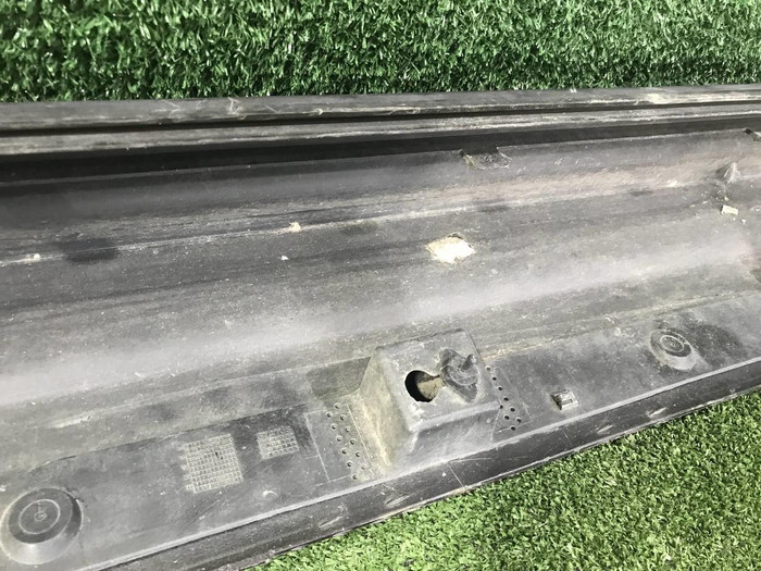 Накладка порог правая Volvo XC90 2 (2014-н.в.)