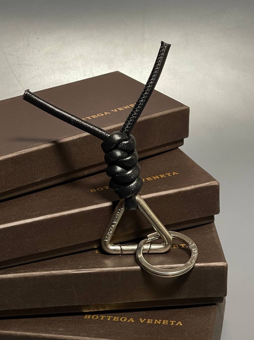 Брелок Bottega Veneta