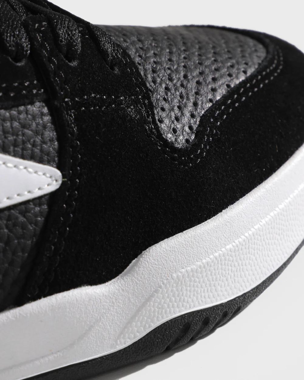 Кеды Lakai Telford Low: Black Suede (EG)