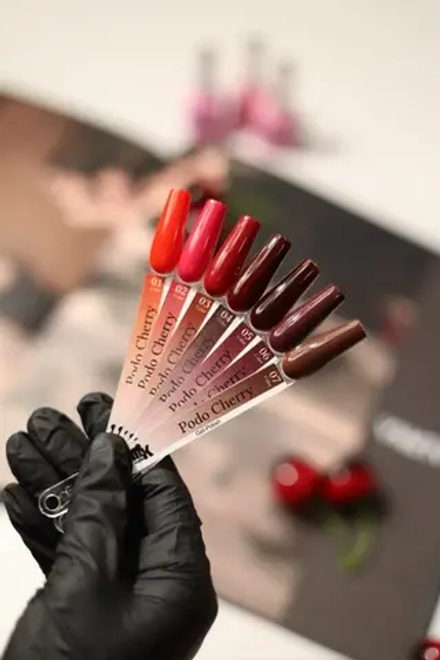 Гель-лак M&K однофазный Podo-Cherry 01, 10мл.