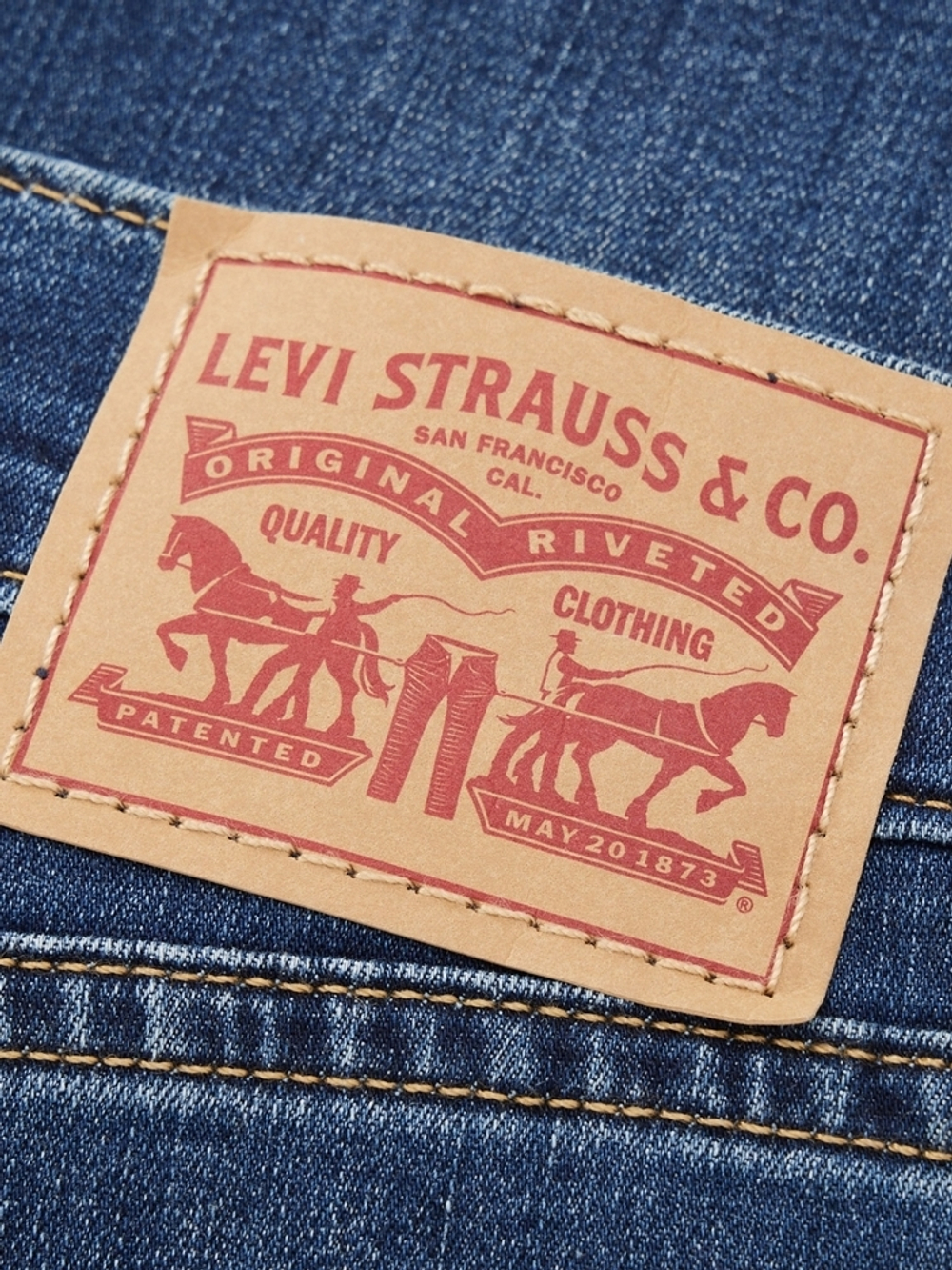 Женские джинсы бойфренды с завышенной талией Levi's High Rise Boyfriend 85873-0112