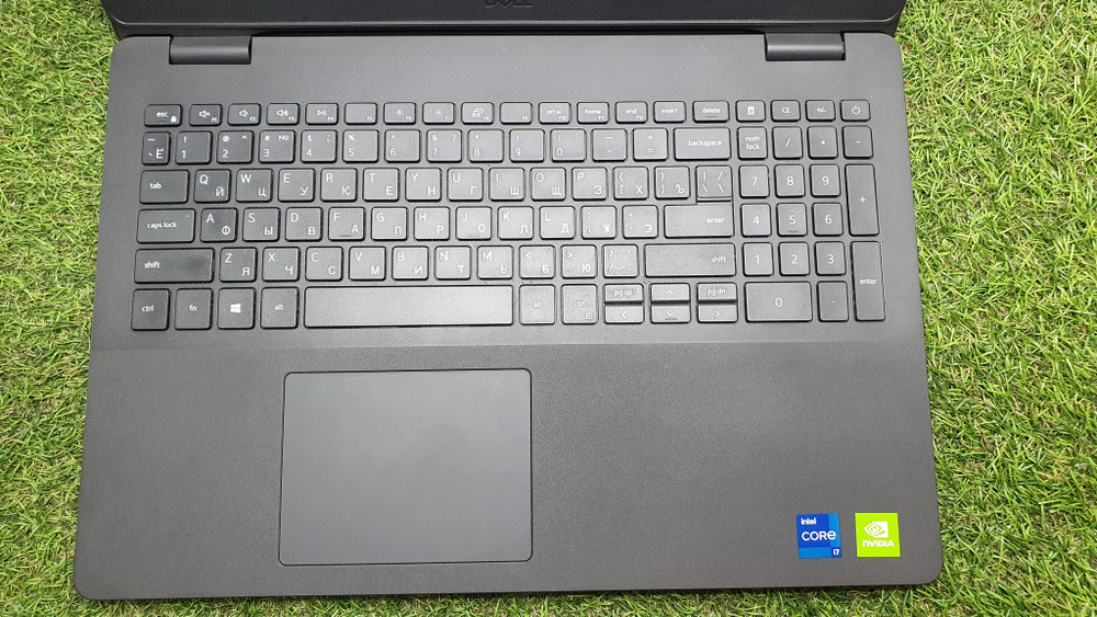 Ноутбук DELL i7-11/8Gb/ MX330 2Gb/FHD/Vostro 3500 [3500-6190]/Windows 10