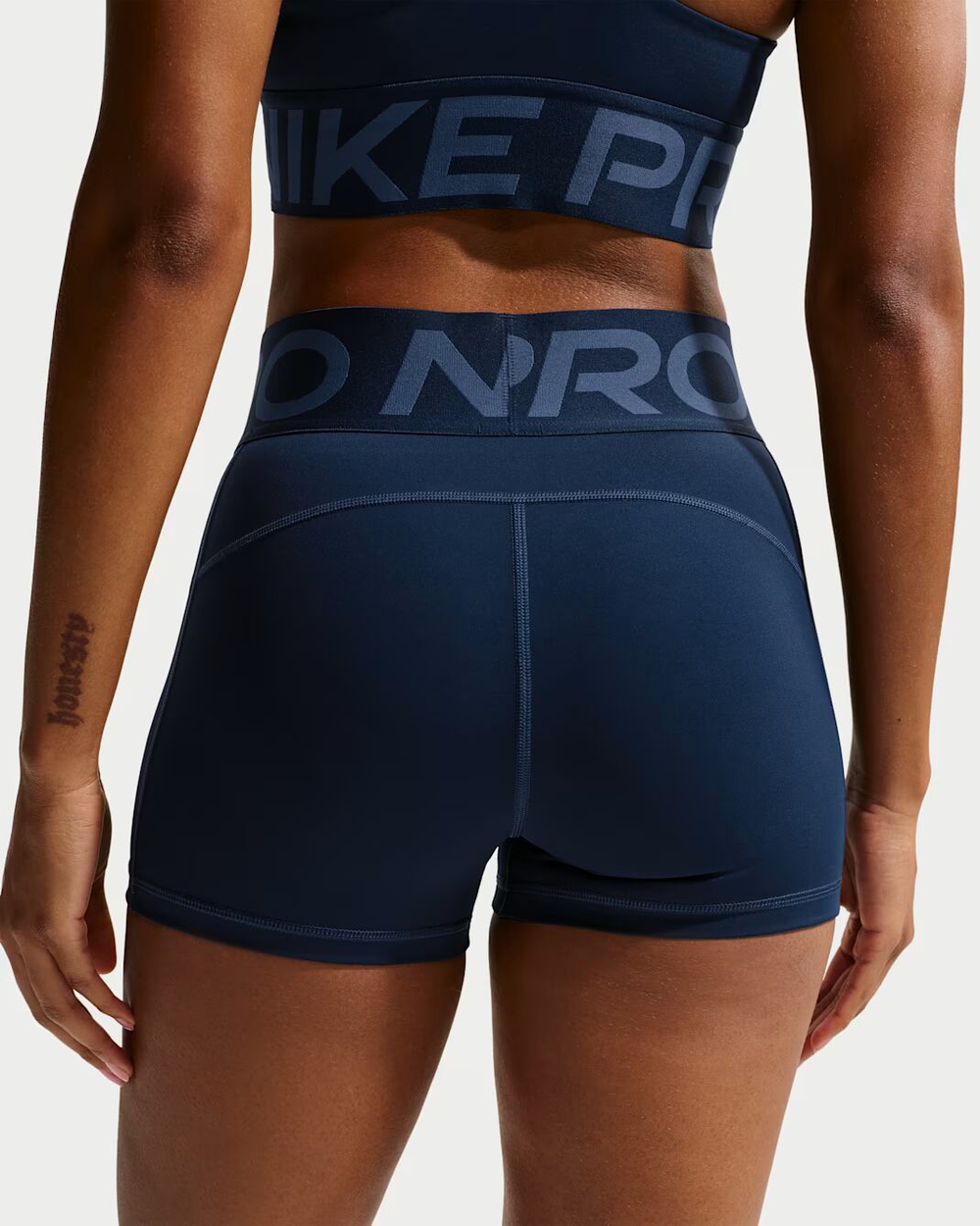 Nike Pro Sculpt Женские велосипедные шорты с высокой талией (8 см) - NIKE