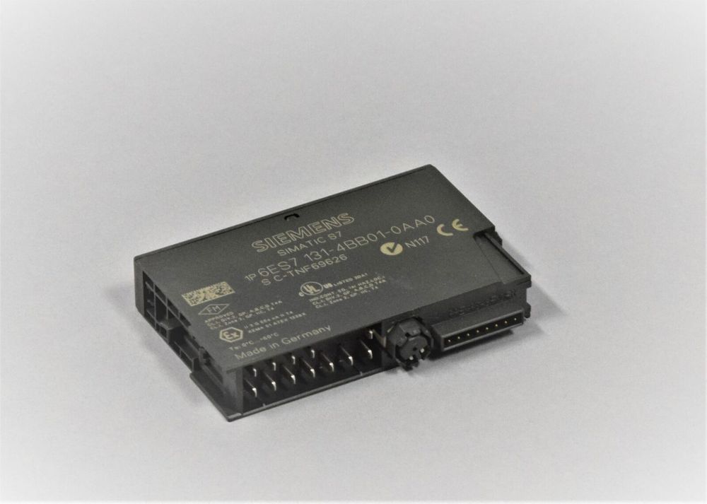 SIEMENS 6ES7131-4BB01-0AA0