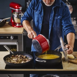 KitchenAid Сковорода из кованого закаленного алюминия 20см