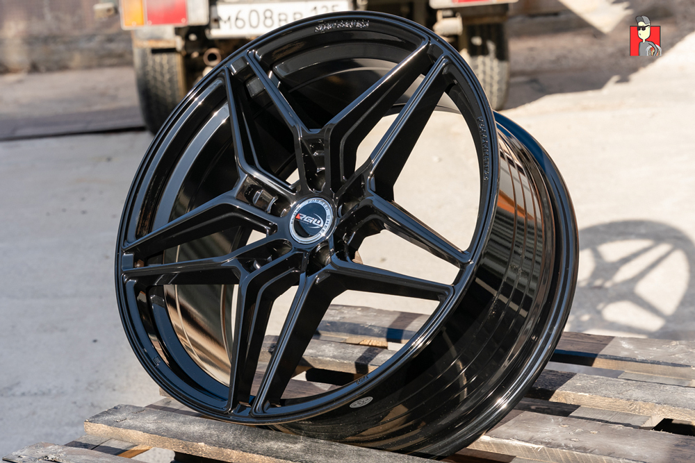 Комплект дисков Vossen EVO-1R 20x8.5 et38 5x108