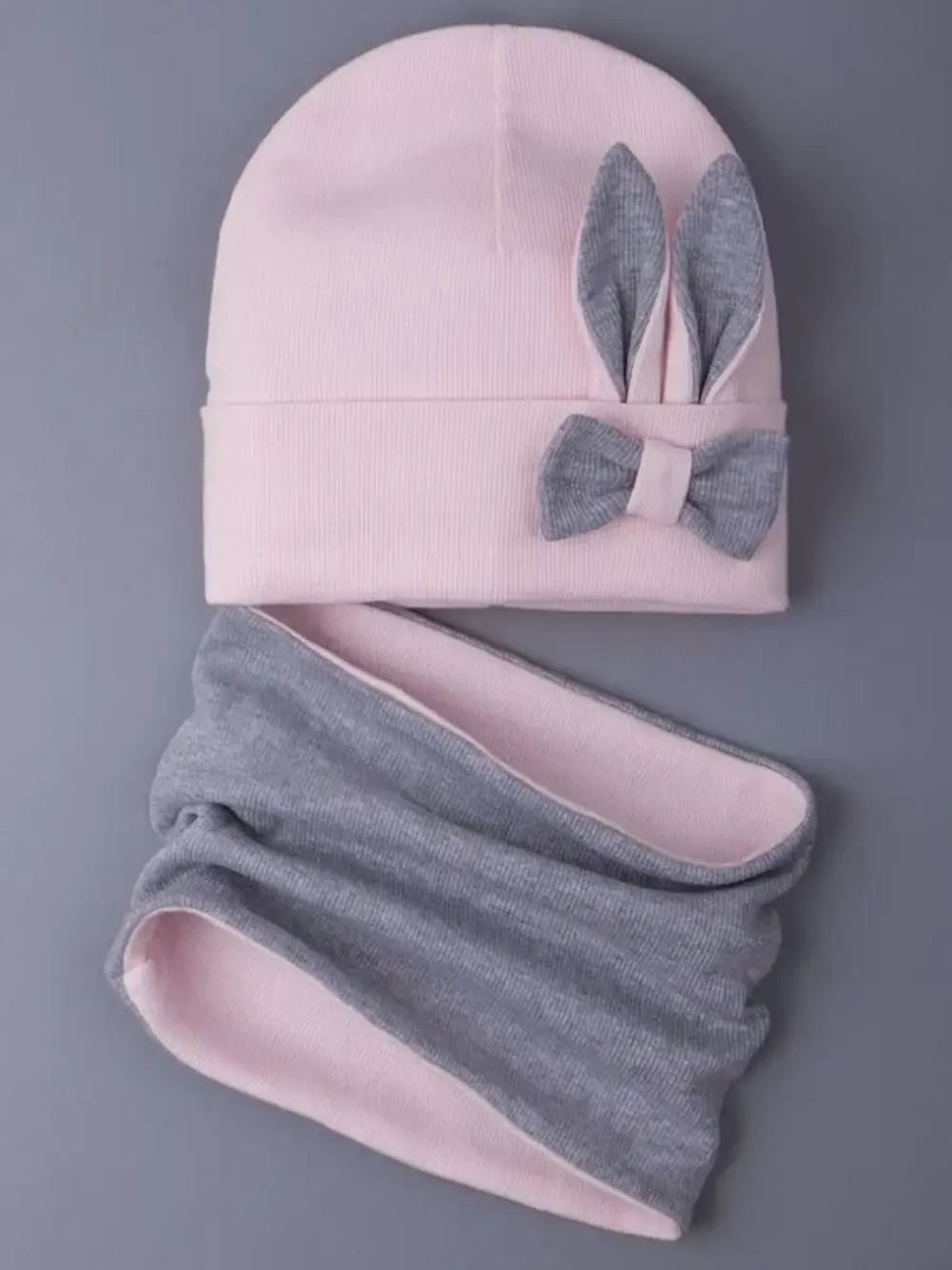 Шапка и снуд для малышей на осень