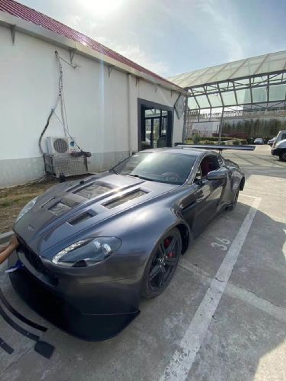 Широкий карбоновый обвес для ASTON MARTIN VANTAGE V12 GT3 Астон Мартин Аэродинамический обвес