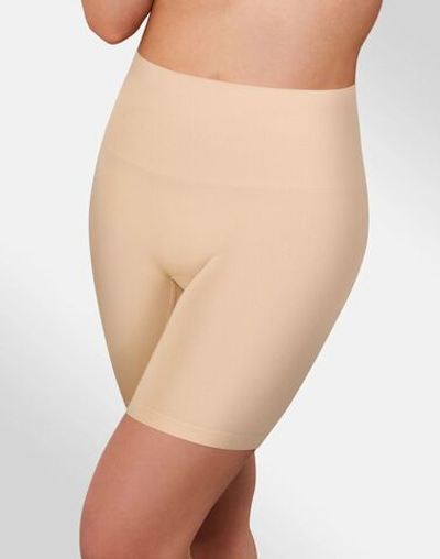 Бесшовные укороченные панталоны сильной степени коррекции (Размер: M) (Цвет: черный)