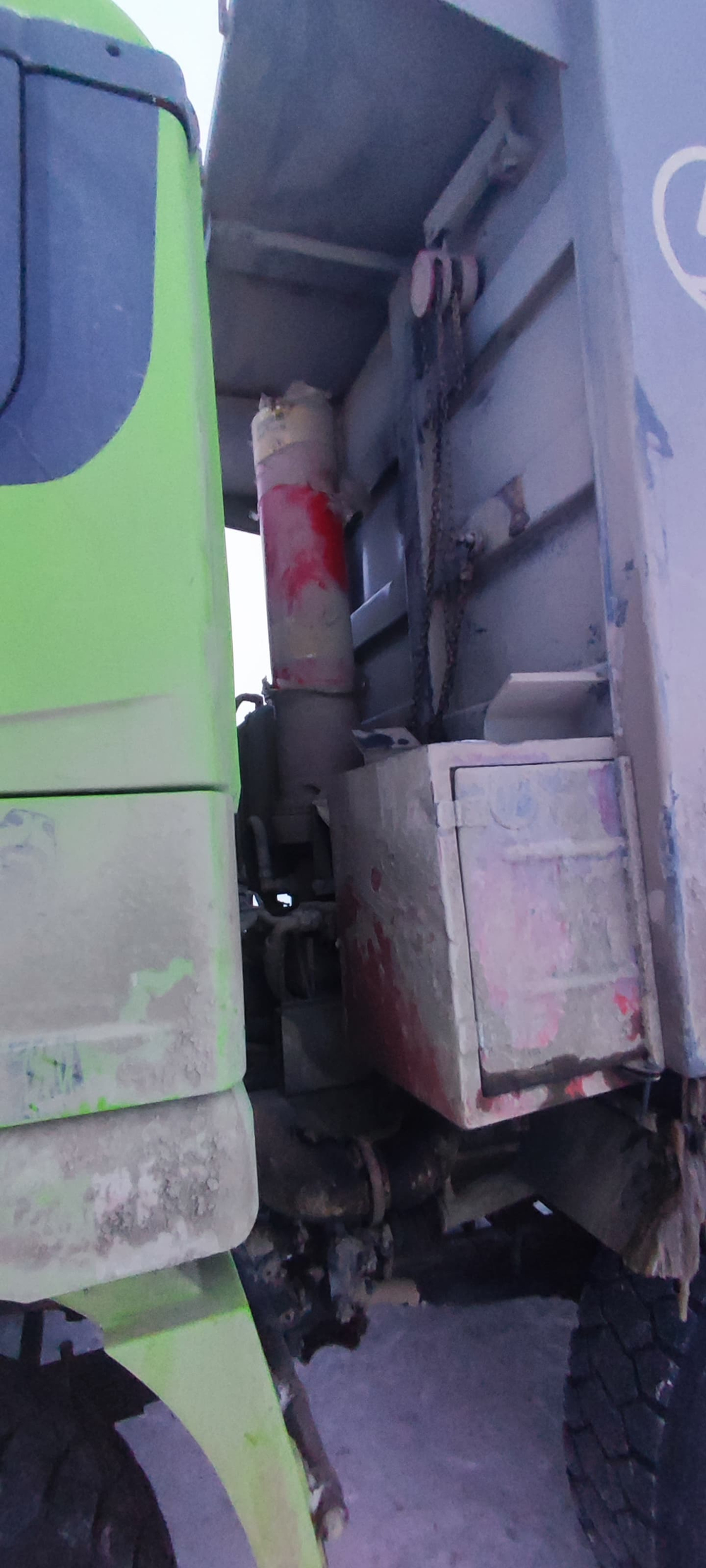 Shacman (Shaanxi) SX* 8x4 Самосвал SX33186V366 (Дизельный, 11,6 л, 423 л.с., МТ)