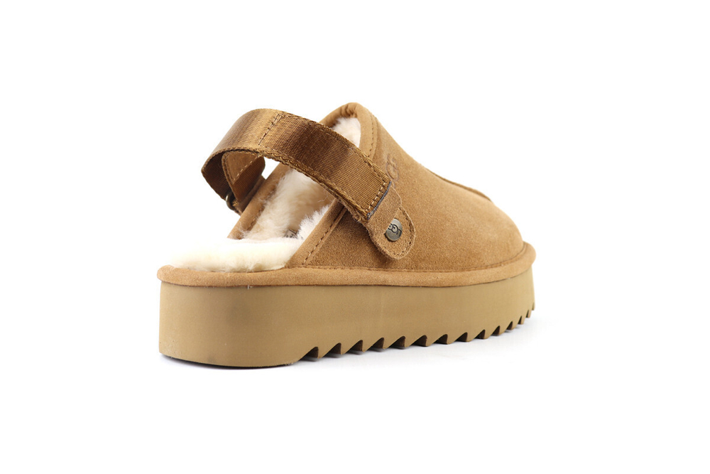 UGG Goldenstar Clog Platform Chestnut