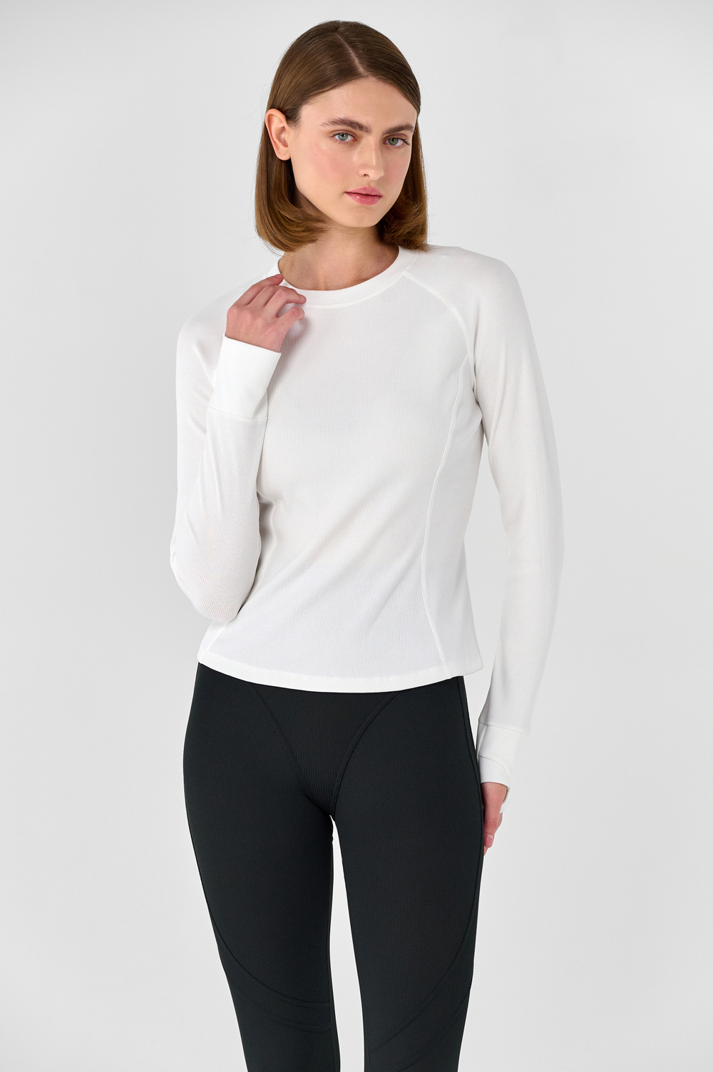 Лонгслив приталенный с рельефом