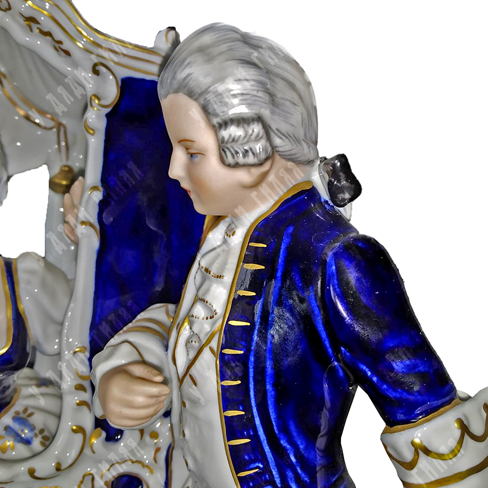 Прогулка на портшезе. Фарфор. Чехия, Royal Dux, 1970