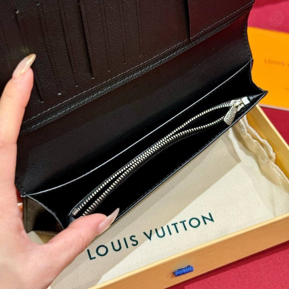 Бумажник Louis Vuitton Brazza