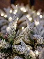 Заснеженная елка с гирляндой встроенной «ile Grande» (Литая+пвх) от 1,8 м до 2,4 м