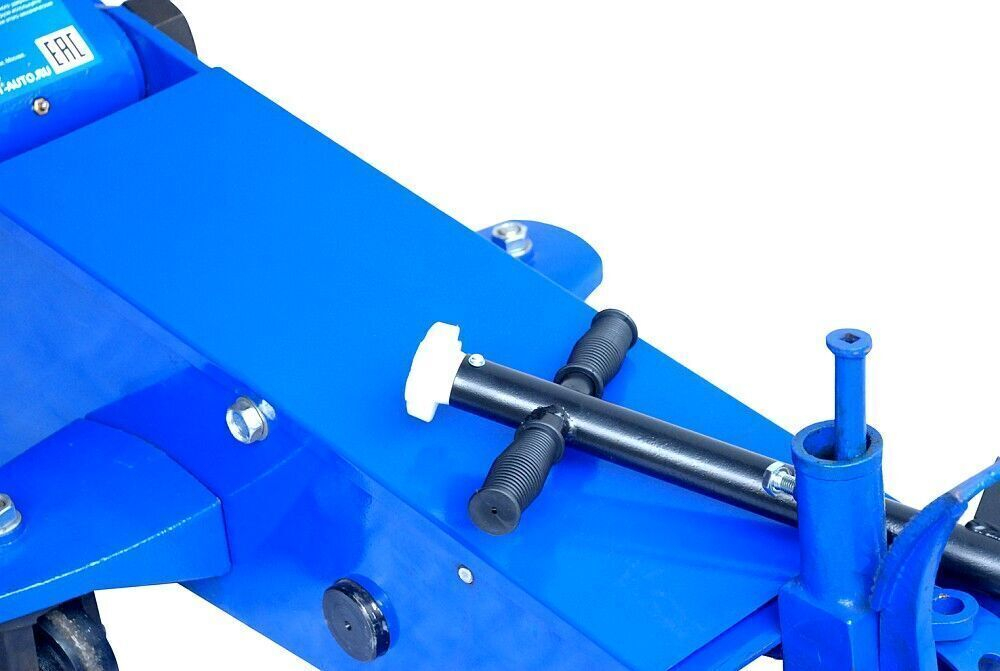 Домкрат подкатной T32020 AE&T 20 т