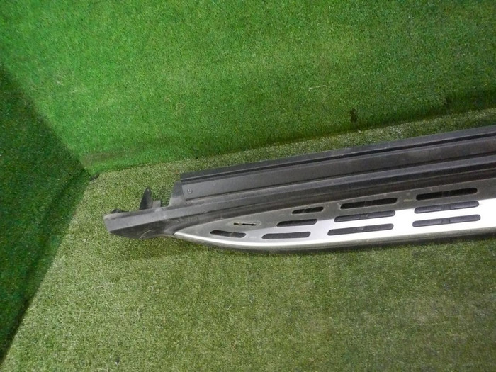 Накладка порога левая Mercedes GLE V167 (2018-н.в.)