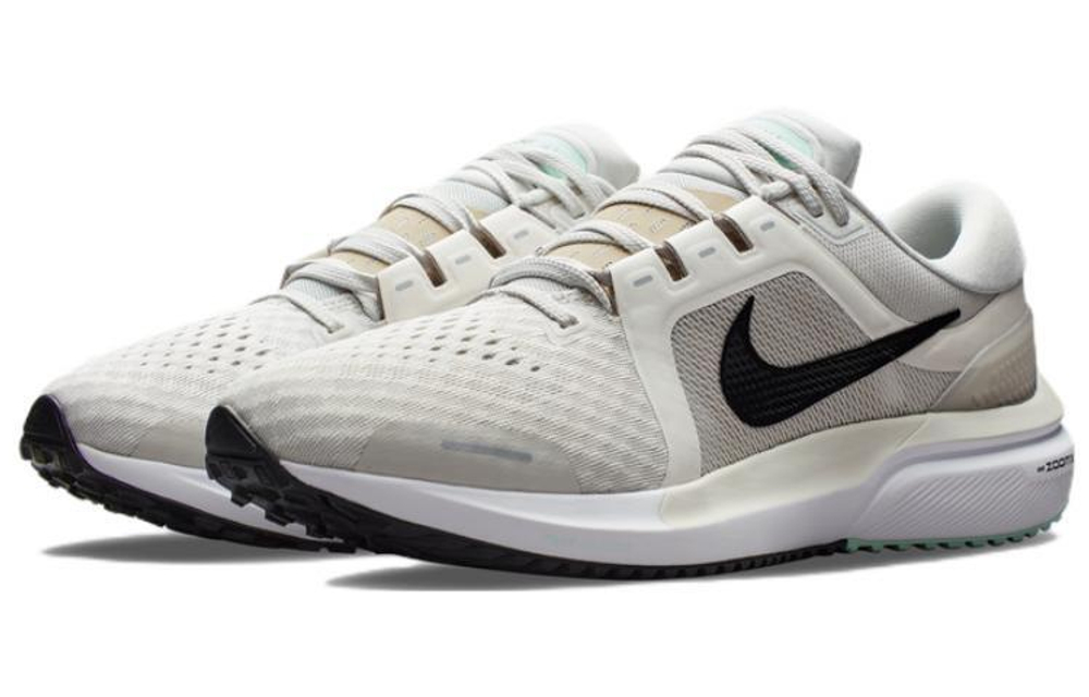 Кроссовки Nike Air Zoom Vomero 16