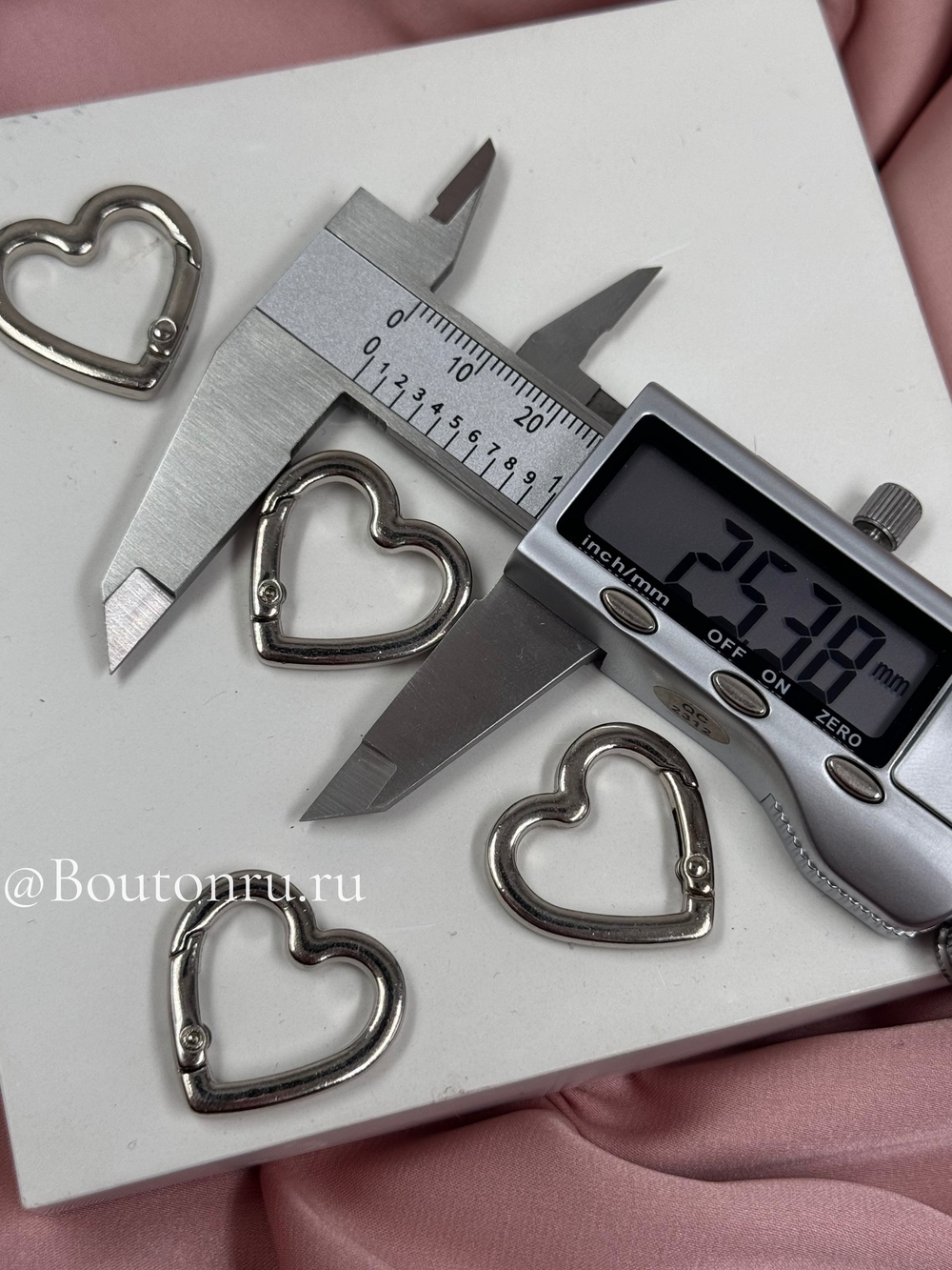 Карабин серебристый сердце