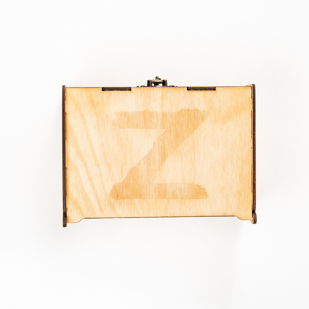 Подарочный набор рюмки (стопки) из древесины кедра в шкатулке PK46