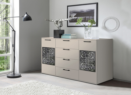 Стекла черные для комода Барон